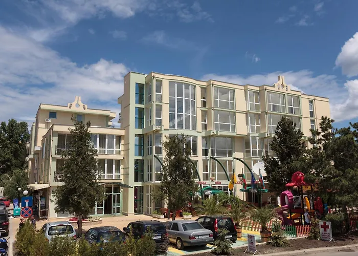 Sunny Day Club Hotel