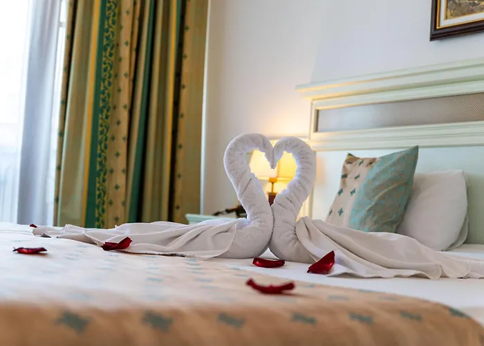 Boutique hotel only: Helena Park